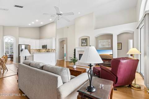 2211 Harbor Lake Drive, Fleming Island FL - photo 16 of 77
