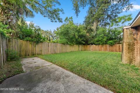3639 Rendale Drive, Jacksonville FL - photo 6 of 41
