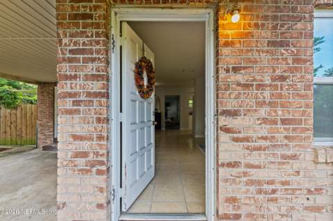 3639 Rendale Drive, Jacksonville FL - photo 12 of 41