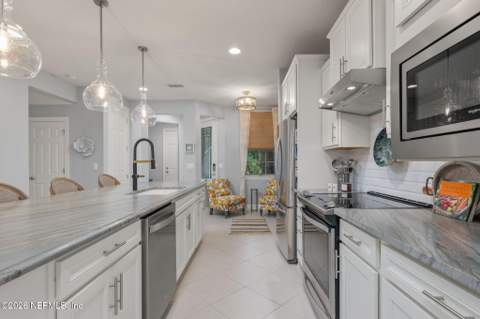 89 Forest Spring Drive, Ponte Vedra FL - photo 7 of 60