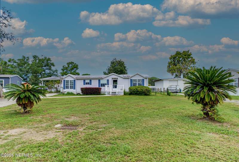 3 bedroom Manufactured Home at 139 Waterside Avenue, Satsuma Heights, Satsuma — photo 3