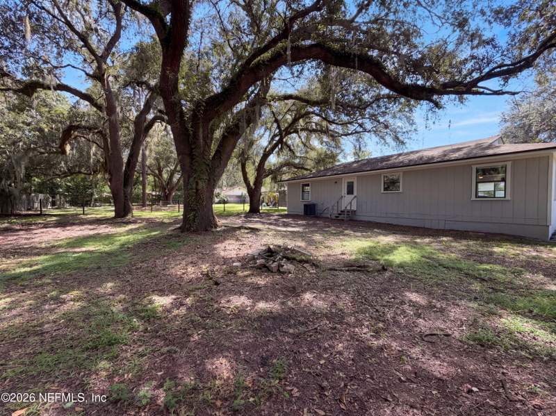 3 bedroom Single Family Residence at 7023 Shindler Drive, Section Land, Jacksonville — photo 2