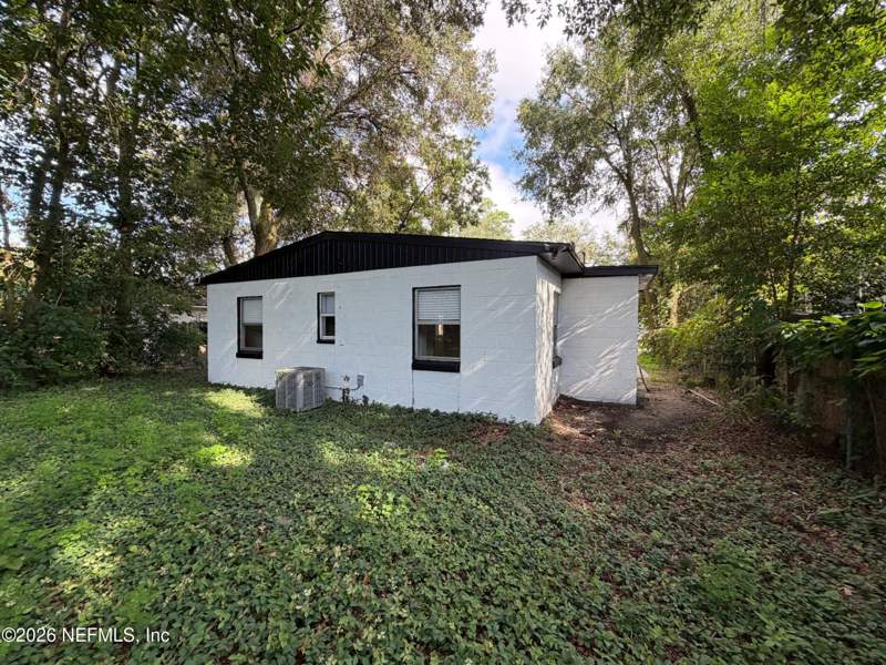 3 bedroom Single Family Residence at 1834 Brooker Road, Pineview Heights, Jacksonville — photo 5
