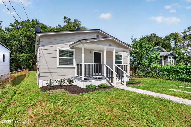 3 bedroom Single Family Residence at 1322 Van Buren Street, Campbell Addn, Jacksonville — photo 2