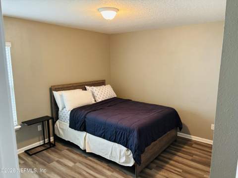 15808 Baxter Creek Drive, Jacksonville FL - photo 9 of 16