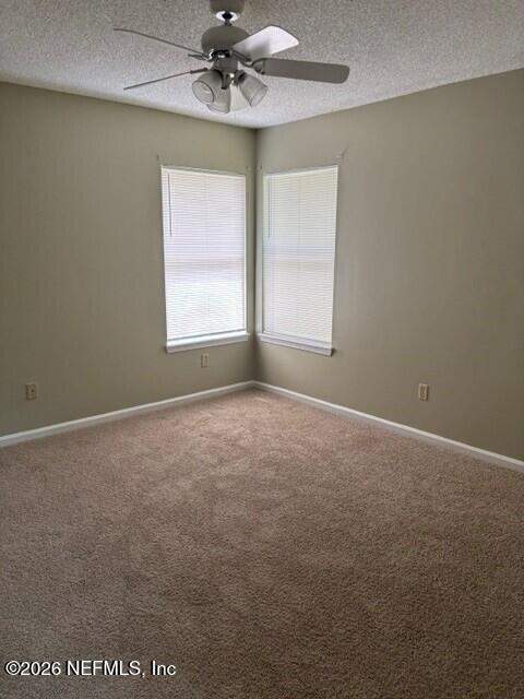 548 Staffordshire Drive, Jacksonville FL - photo 8 of 14