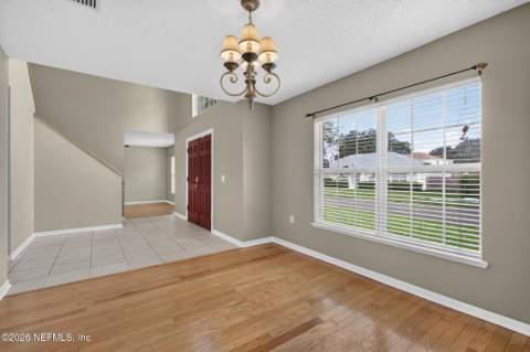 12388 Hickory Forest Road, Jacksonville FL - photo 13 of 58