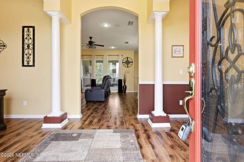 4 bedroom Single Family Residence at 9331 Garden Overlook Lane, Sierra Oaks, Jacksonville — photo 4