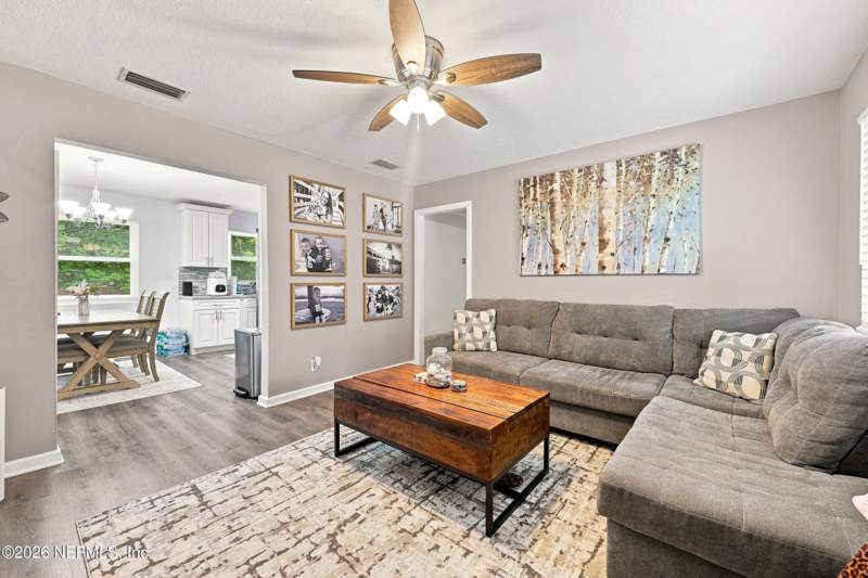 3 bedroom Single Family Residence at 2704 Devonwood Road, Arlington Hills, Jacksonville — photo 5