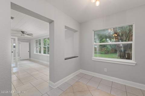 3721 Via De La Reina, Jacksonville FL - photo 12 of 36