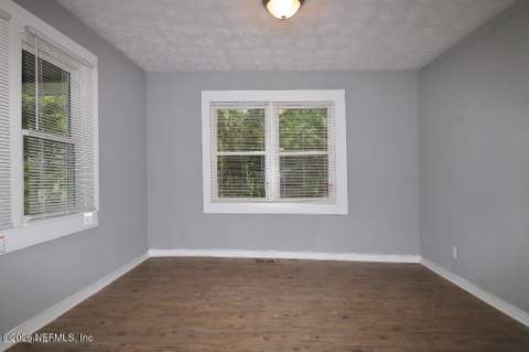 5779 SW Carver Circle, Jacksonville FL - photo 6 of 13