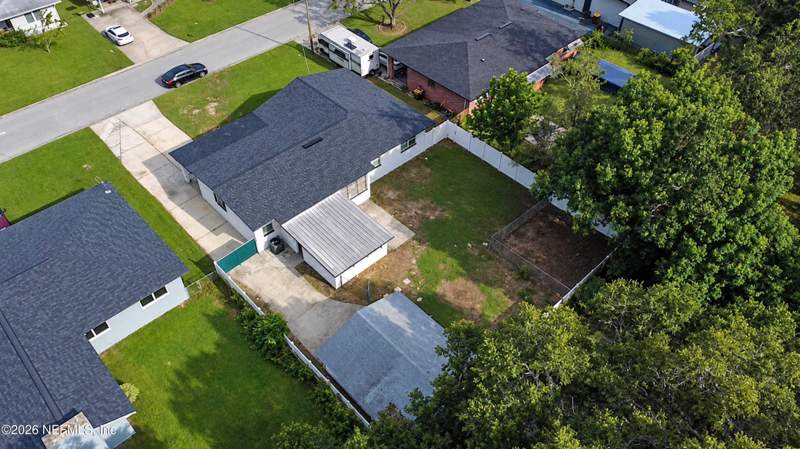 4 bedroom Single Family Residence at 7456 Greenway Drive, Hills Of Ortega, Jacksonville — photo 4