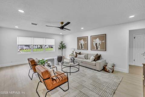 7456 Greenway Drive, Jacksonville FL - photo 22 of 73