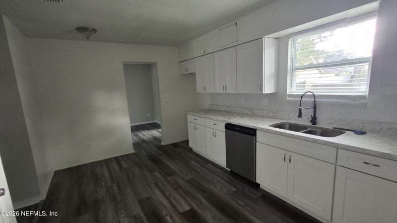 3 bedroom Single Family Residence at 1809 Farm Way, Orange Park South, Middleburg — photo 2