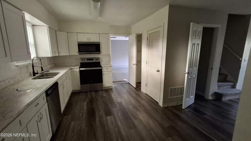 3 bedroom Single Family Residence at 1809 Farm Way, Orange Park South, Middleburg — photo 3