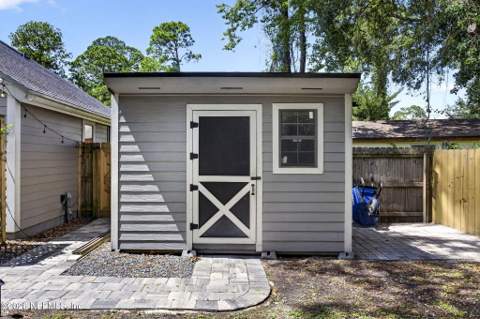 10397 Arrow Lakes Court, Jacksonville FL - photo 21 of 34