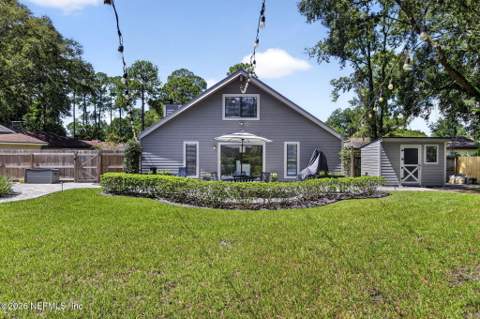 10397 Arrow Lakes Court, Jacksonville FL - photo 19 of 34