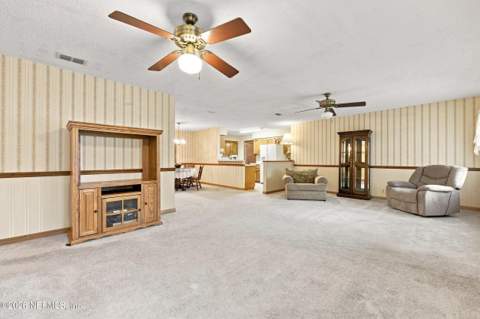 2412 Husson Avenue, Palatka FL - photo 13 of 34