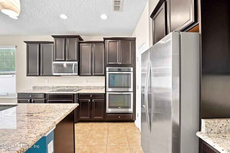 3 bedroom Single Family Residence at 598 Amber Creek Drive, North Creek, Jacksonville — photo 5