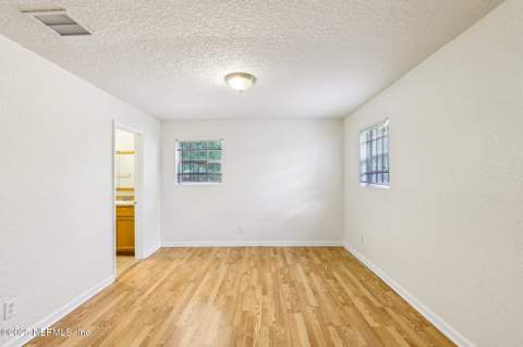1071 Scriven Street, Jacksonville FL - photo 22 of 33