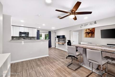 416 Ameca Avenue, Orange Park FL - photo 9 of 32