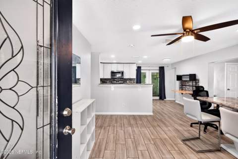 416 Ameca Avenue, Orange Park FL - photo 8 of 32