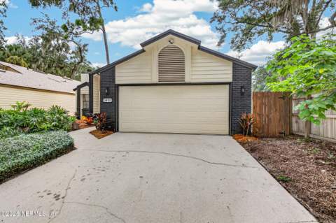 5491 Fort Caroline Road, Jacksonville FL - photo 6 of 69