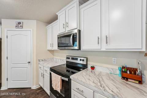 2486 Oak Stream Drive, Green Cove Springs FL - photo 21 of 49