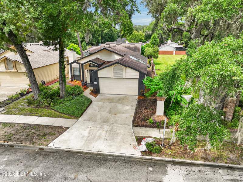 3 bedroom Single Family Residence at 5491 Fort Caroline Road, Marsh Creek, Jacksonville — photo 2