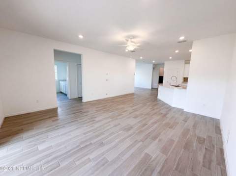 7233 Calamint Avenue, Jacksonville FL - photo 17 of 21