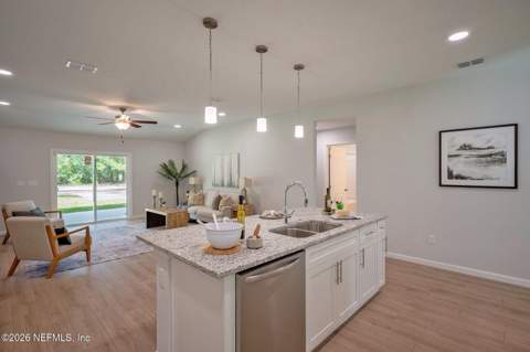 965 Noah Road, Jacksonville FL - photo 9 of 34