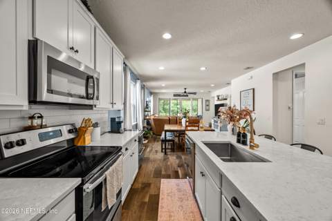 687 Sandstone Drive, St. Augustine FL - photo 13 of 44