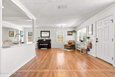 4152 Lexington Avenue, Jacksonville FL - photo 10 of 30
