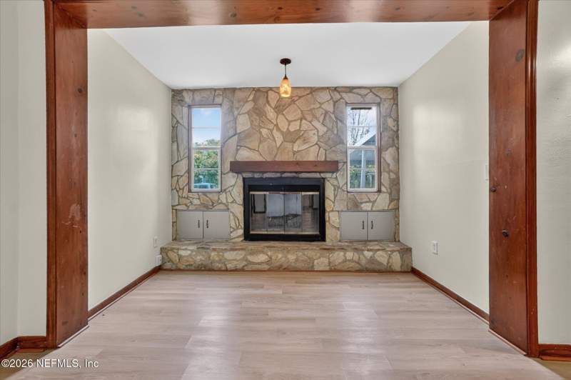 3 bedroom Single Family Residence at 4748 Beverly Circle, Lake Shore Terrace, Jacksonville — photo 3