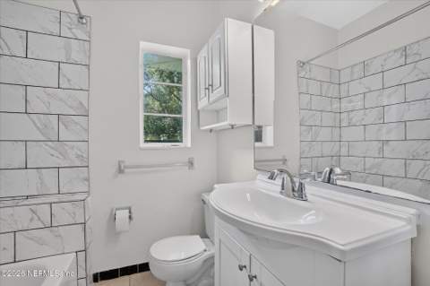 4748 Beverly Circle, Jacksonville FL - photo 14 of 27