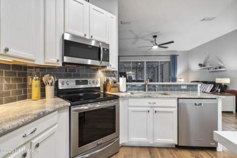32424 Pond Parke Place, Fernandina Beach FL - photo 9 of 39