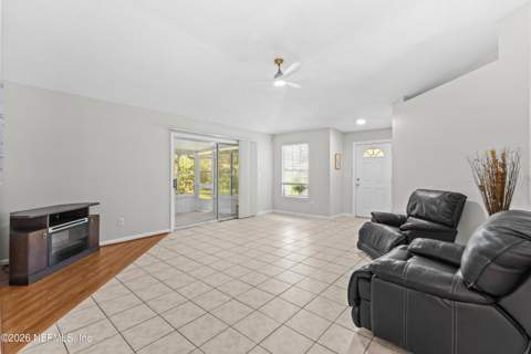 9109 Mountaintop Court, Jacksonville FL - photo 11 of 44