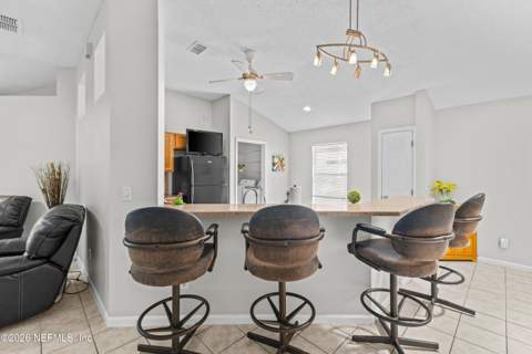 9109 Mountaintop Court, Jacksonville FL - photo 12 of 44