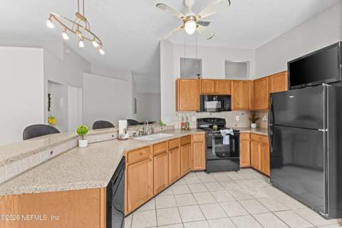 9109 Mountaintop Court, Jacksonville FL - photo 13 of 44