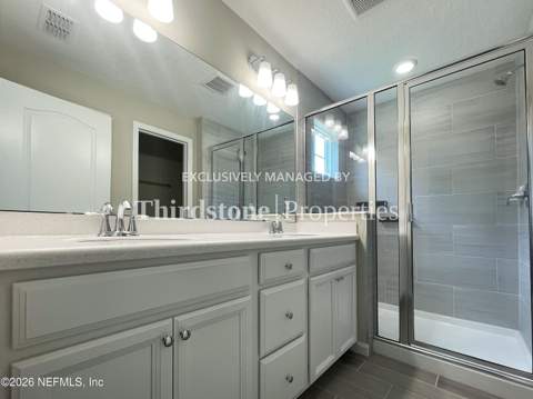 10312 Benson Lake Drive, Jacksonville FL - photo 16 of 39