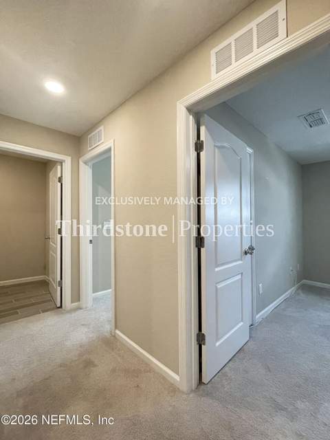 10312 Benson Lake Drive, Jacksonville FL - photo 19 of 39