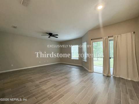 10312 Benson Lake Drive, Jacksonville FL - photo 12 of 39