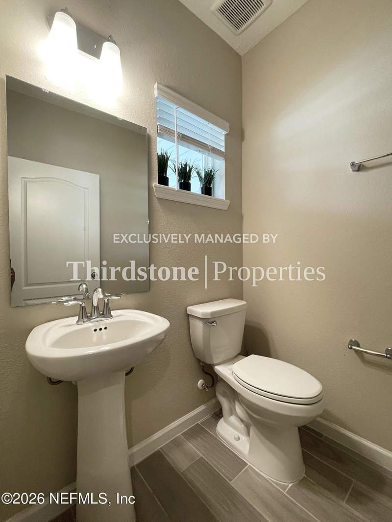3 bedroom Townhouse at 10312 Benson Lake Drive, Longleaf, Jacksonville — photo 5