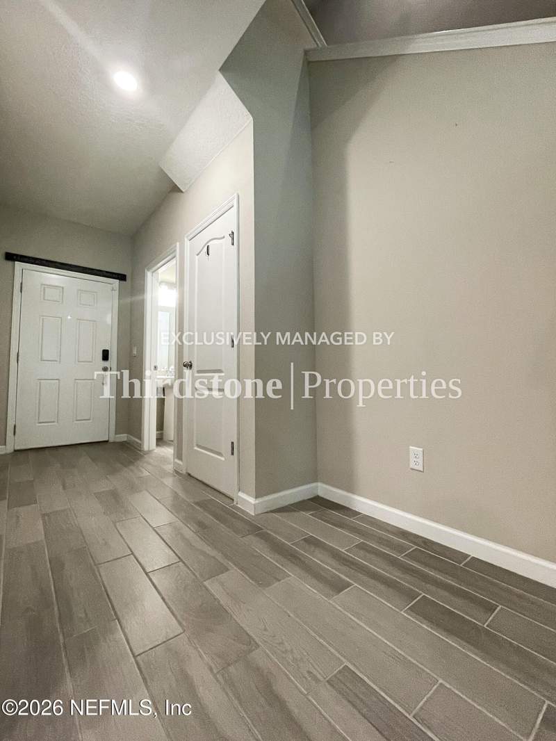 3 bedroom Townhouse at 10312 Benson Lake Drive, Longleaf, Jacksonville — photo 3