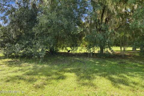 920 Read Avenue, Crescent City FL - photo 9 of 52