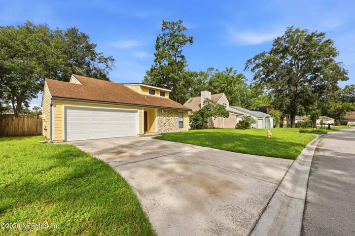 8566 Goldeneye Lane