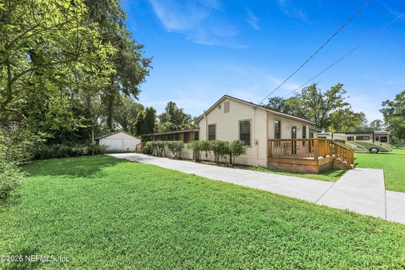 2 bedroom Single Family Residence at 2500 Community Road, Lakewood, Jacksonville — photo 3