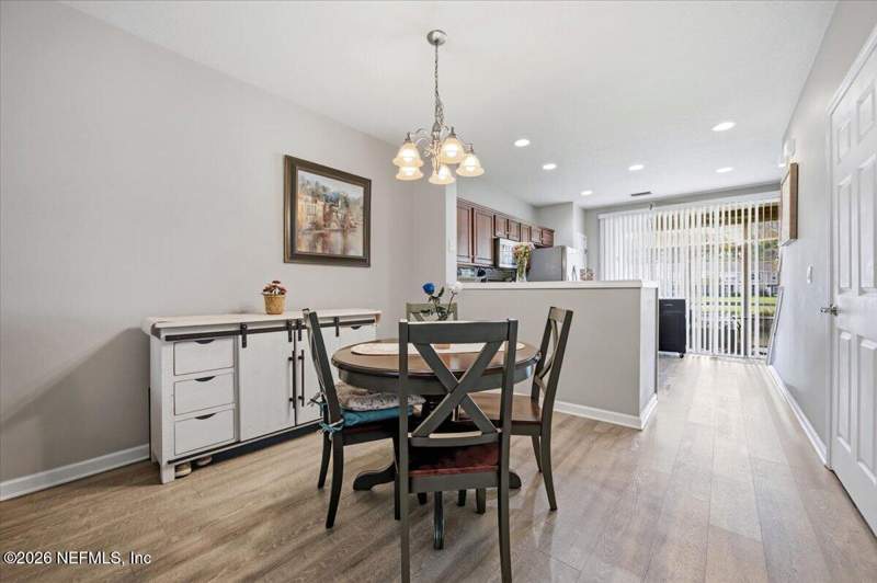 2 bedroom Townhouse at 6762 Arching Branch Circle, Arrowood Bartram Pk, Jacksonville — photo 3