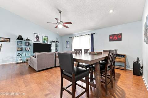 13964 Crestwick Drive, Jacksonville FL - photo 16 of 30