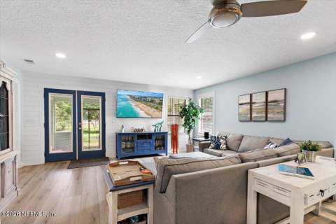 13405 Gerona Drive, Jacksonville FL - photo 14 of 38